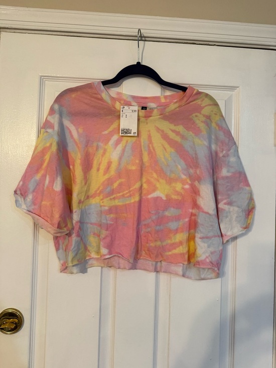 H&M Tops - H&M Pastel Tie-Dye Cropped Tee - Pink, Yellow, Light Blue